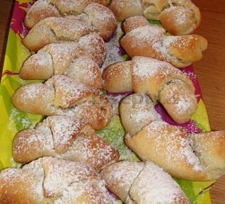 Rohlíčky plněné jablíčky