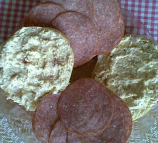 Vaječná pomazánka s uzeninou