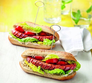 Hot dog s domácím lilkovým dipem