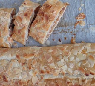 Mandlový štrůdl (závin)