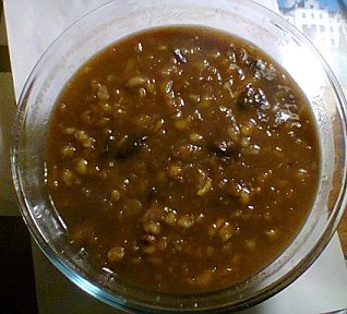 Muzika, ovocná kaše