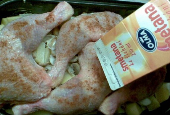 Pečená kuřecí stehýnka na šlehačce