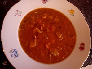 Polévka z hlívy s vinnými nočky