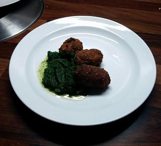 Sýrové krokety se špenátem