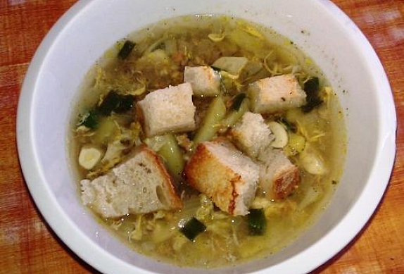 Cibulovo-česneková polévka