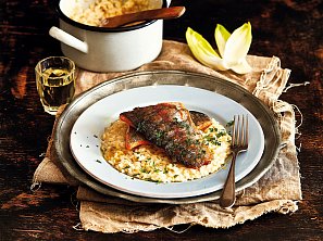 Pstruh na čekankovém risottu