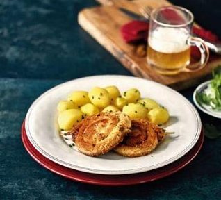 Vinná klobása v těstíčku