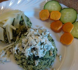 Kuskus se špenátem či mangoldem