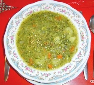 Brokolicová polévka s brambory