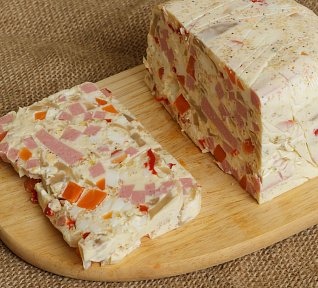 Tlačenka s vařenými vejci