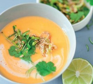 Karotková polévka s limetkou a koriandrem
