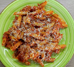 Těstoviny s restovanou zeleninou