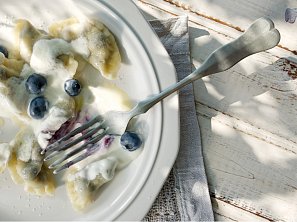 Knedlíky s lesním ovocem