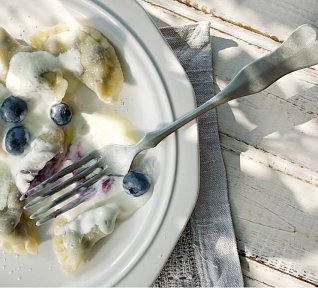 Knedlíky s lesním ovocem