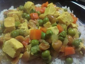 Kari tofu s arašídy