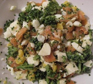 Lahodný salát s uzeným lososem