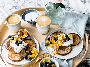 Banánové lívance s kokosem a mákem