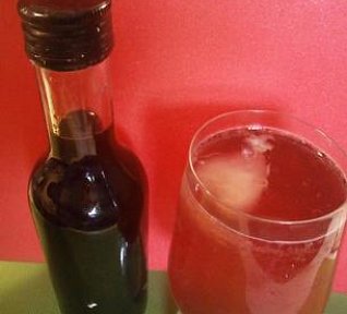 Šťáva z bezinek, pomerančů a jablek