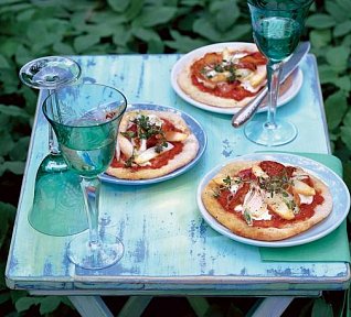 Pizza s chřestem a parmskou šunkou