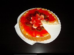 Vynikající nepečený ovocný dort