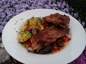 Žebírka dušená se zeleninou (nejen) v remosce Žebírka dušená se zeleninou (nejen) v remosce