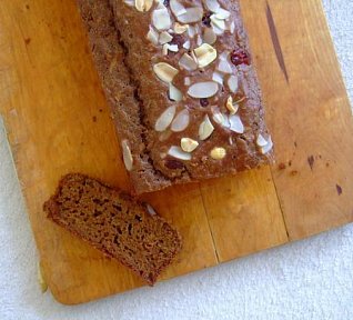 Jablečný chlebíček s brusinkami