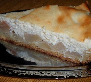 Jablečný (hruškový) koláč s mandlovým tvarohem