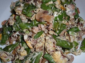 Fazolková smaženice se žampiony