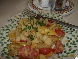 Červená čočka se zeleninou (salát)