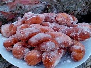 Masopustní pletenky