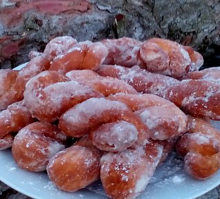 Masopustní pletenky