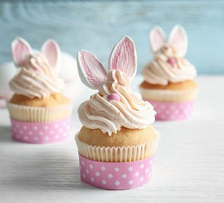 Velikonoční muffiny z podmáslí Velikonoční muffiny z podmáslí