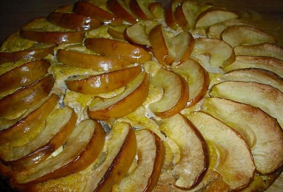 Jablkový koláč se zakysanou smetanou photo-0
