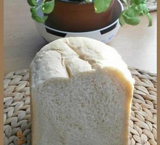 Bílý toastový chléb