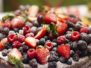 Čokoládový dort s oříšky