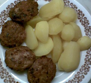 Bori-bori: kukuřičné karbanátky Bori-bori: kukuřičné karbanátky