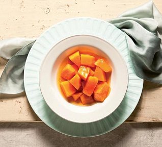 V rumu zavařená dýně