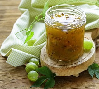 Angreštová marmeláda s medem