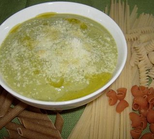 Rychlé těstoviny s cuketou