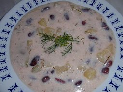 Bramborová polévka s fazolemi - jíšková