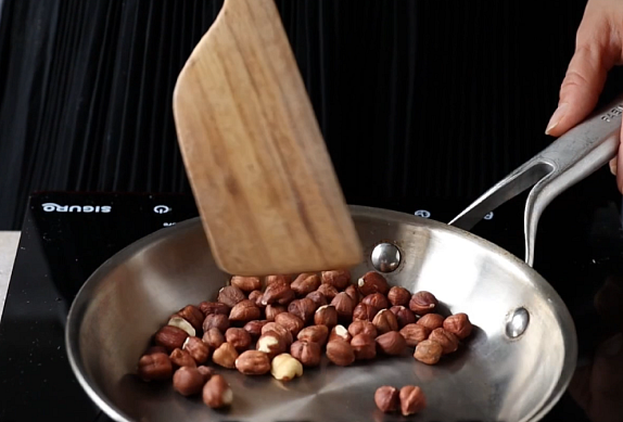 Nepečené lotus kuličky