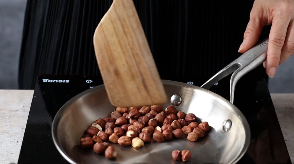 Nepečené lotus kuličky