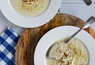 Květákový krém s parmazánem