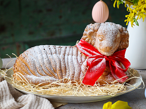 Velikonoční beránek z třeného těsta