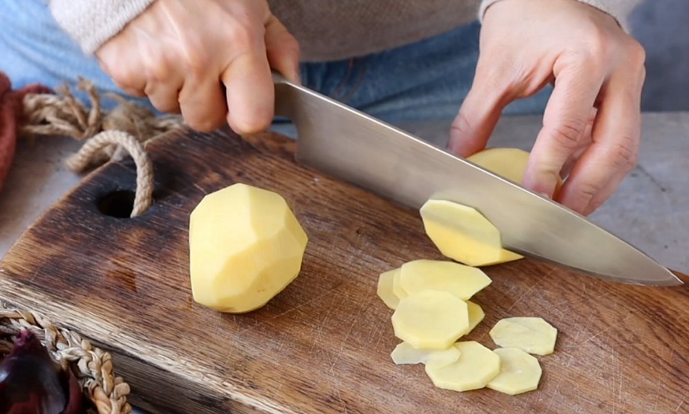 Bramborový koláč s rozmarýnem