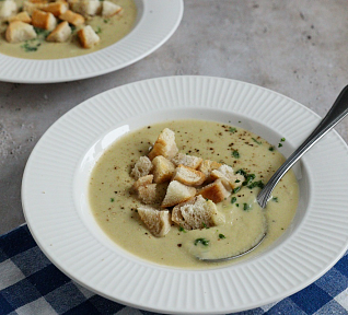 Pórkový krém s gorgonzolou