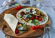 Tortilla wrap s lilkem a halloumi