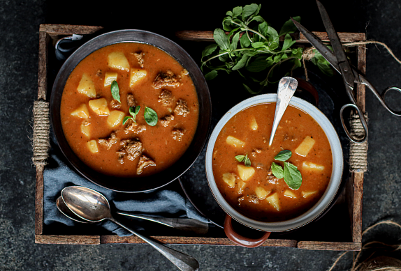 Klasická gulášová polévka